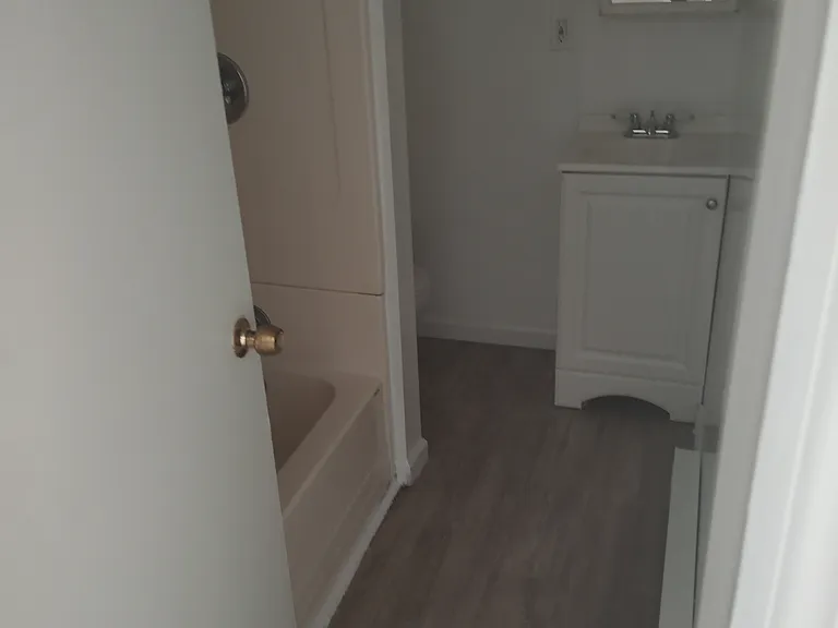 290 2nd Ave #1-B — Photo 8