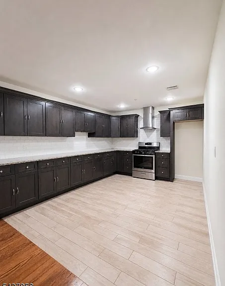 1084 Elizabeth Ave #2B — Photo 1