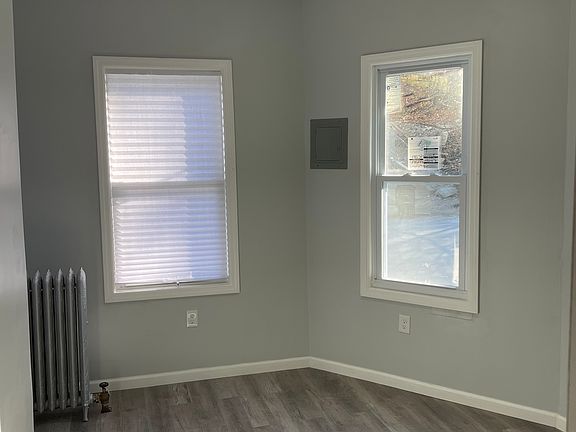 4th image of 53 Pine St #1