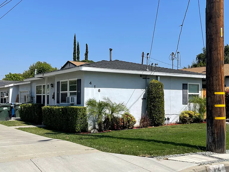 416 S Lincoln Pl — Photo 1