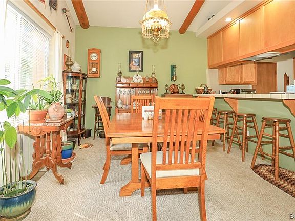 5th image of 1229 Alpenweg Dr