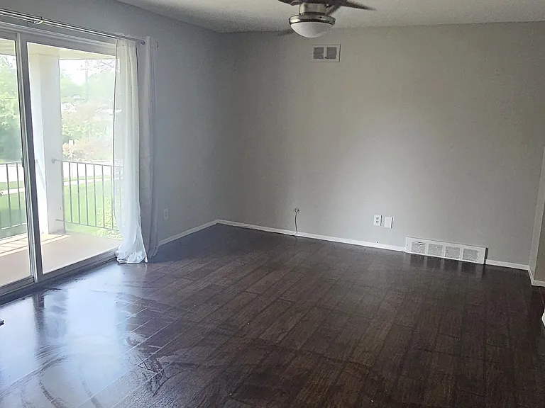 Shiawassee Cir — Photo 2