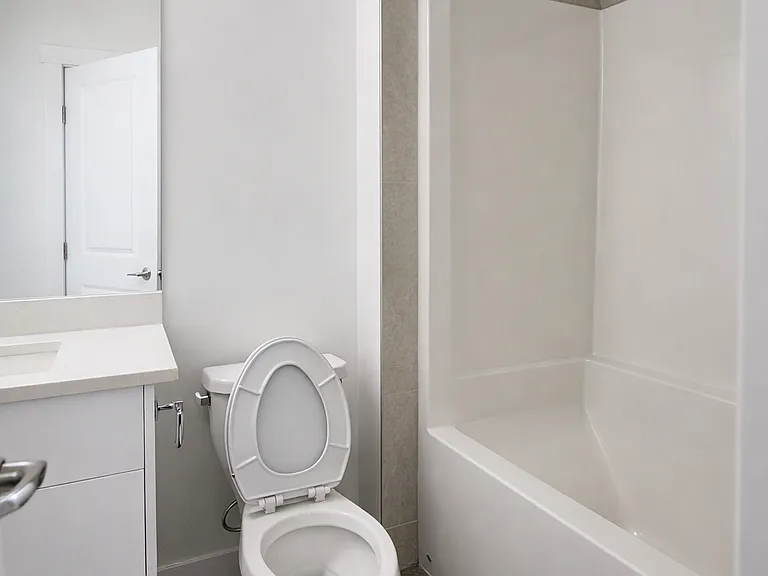 7110 Keswick Dr SW #3 — Photo 6