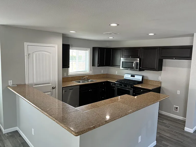 27462 Mortensen Ct — Photo 16