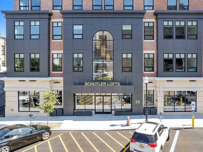 Schuyler Lofts — Photo 1