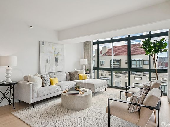 5th image of 1 Daniel Burnham Ct APT 912