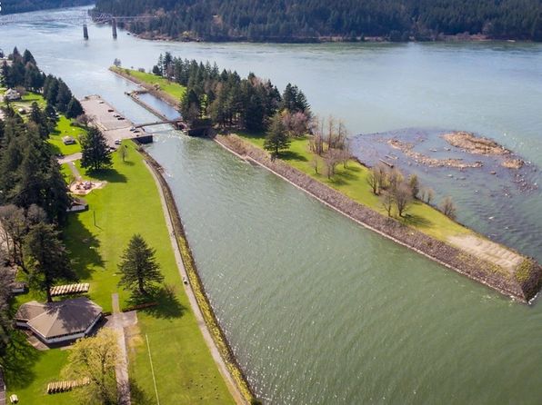 725 SW Moody Ave, Cascade Locks, OR 97014