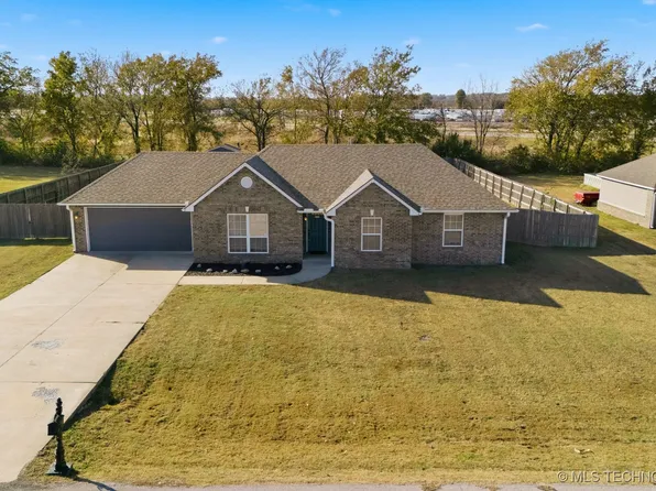 18774 S Birch Hollow Way, Claremore, OK 74017