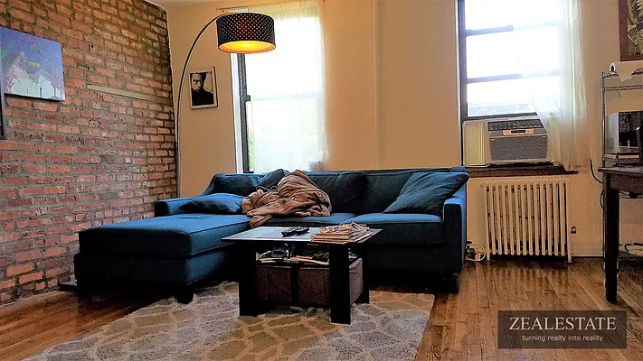 Rented by ZealEstate Group Inc | media 93