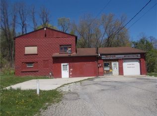 11 Mahoning Ave, New Castle, PA 16102