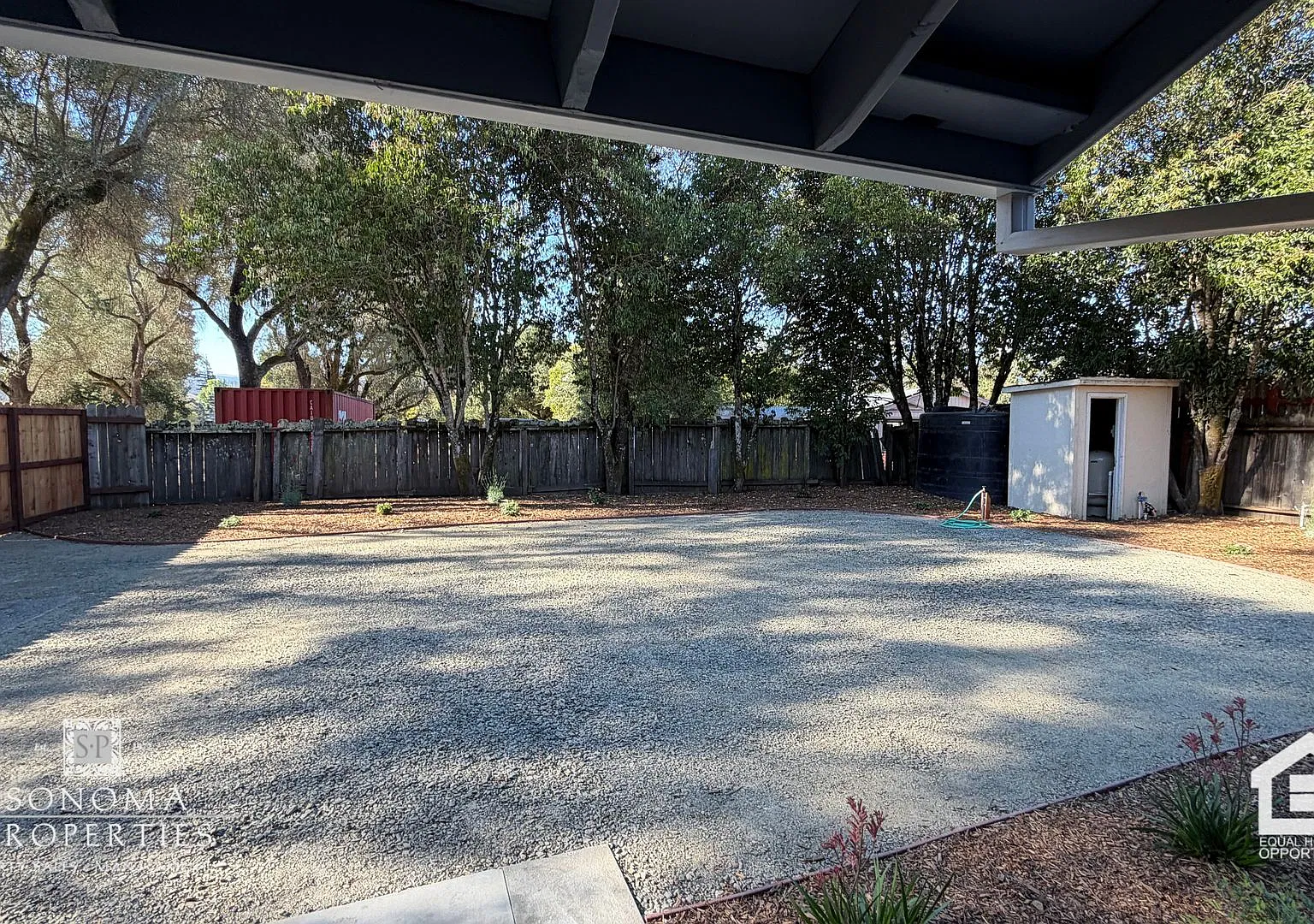 Remodeled 2BD/1BA Cottage in Kenwood — Photo 4