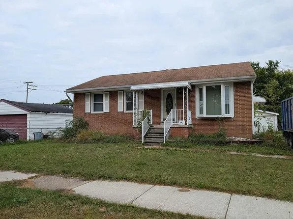263 N Walnut St, Mount Clemens, MI 48043
