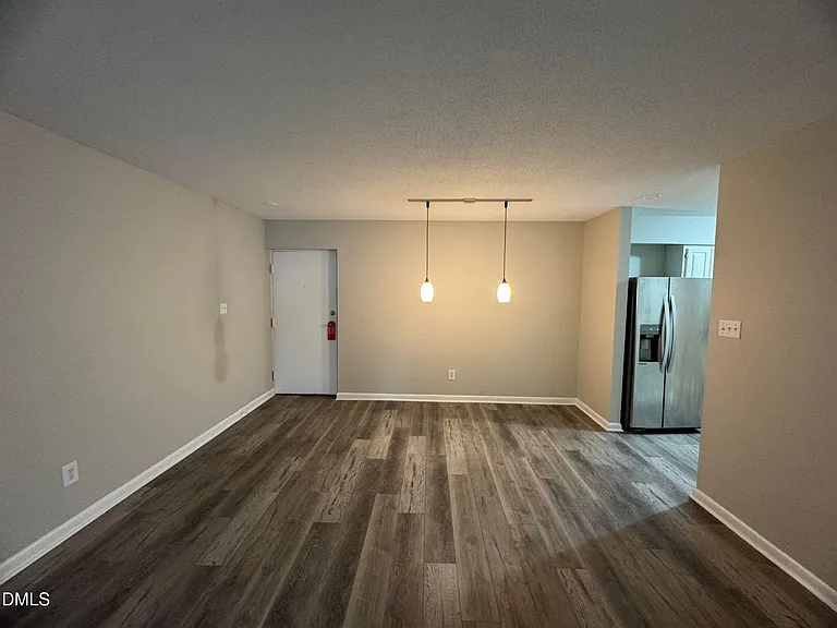 533 Pine Ridge Pl — Photo 8