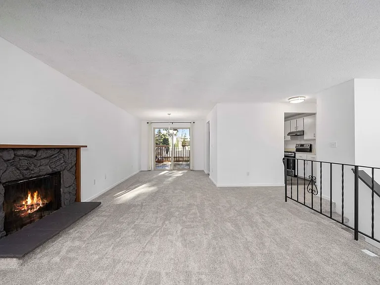 22037 SE 269th St — Photo 5