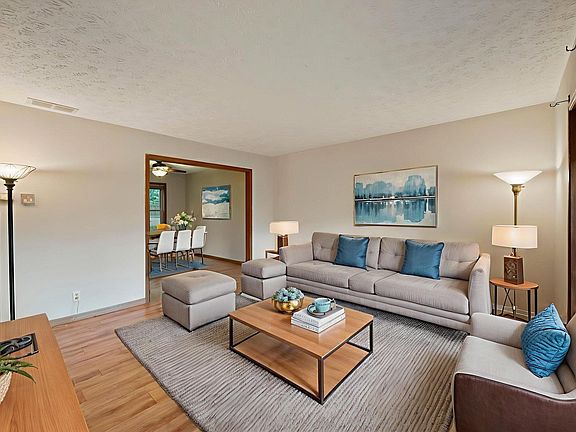 5th image of 3512 Round Rock Cir