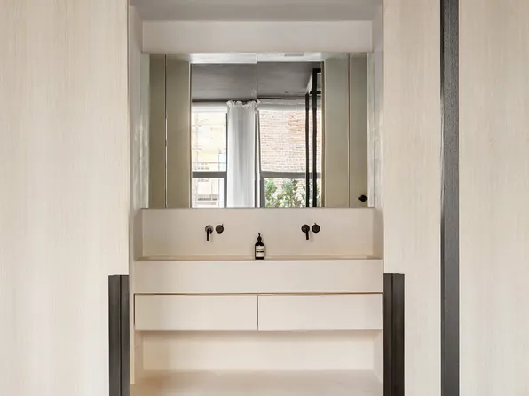 415 Washington Street image 15 of 20