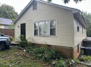 1316 Maple Ln, Knoxville, TN 37920