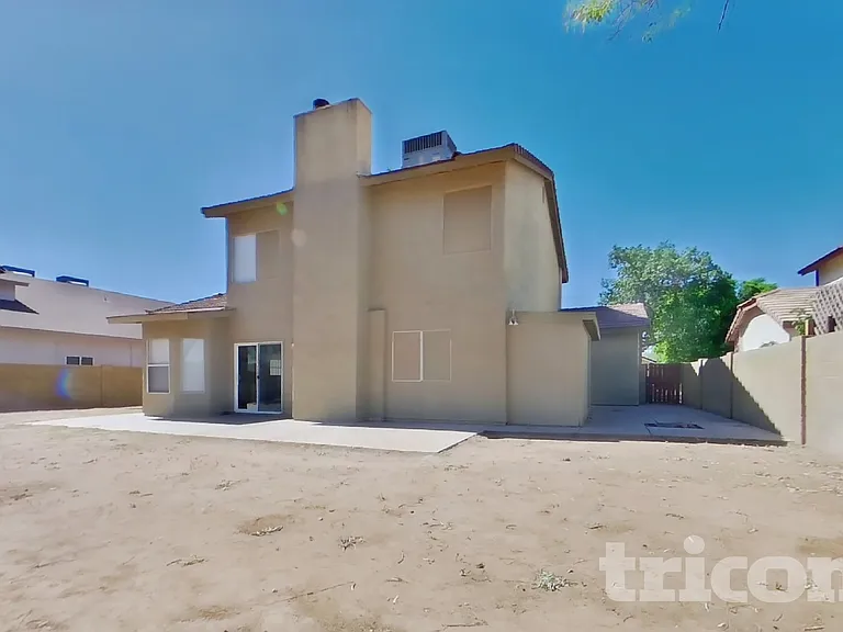 5214 E Fountain St — Photo 17