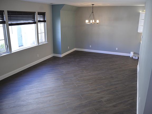5th image of 16854 De Witt Ave #B