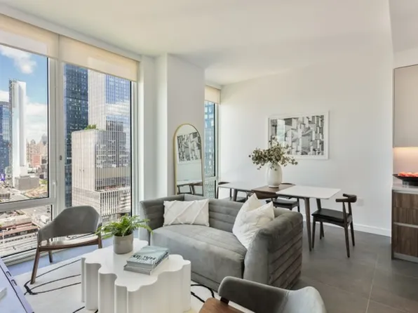 606 West 30th Street 32D image 1 of 16