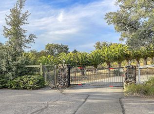 321 Dry Creek Rd, Healdsburg, CA 95448