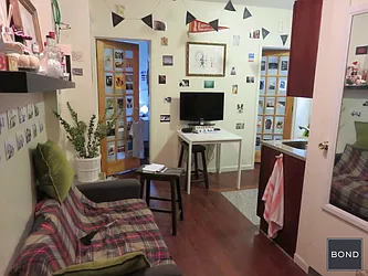 Rented by Bond New York