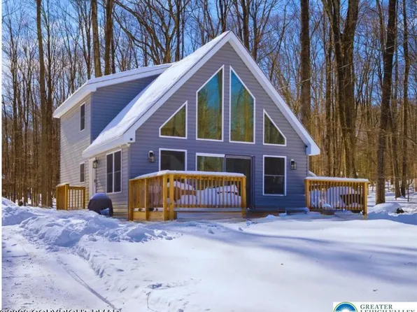 1819 Stag Run, Pocono Lake, PA 18347