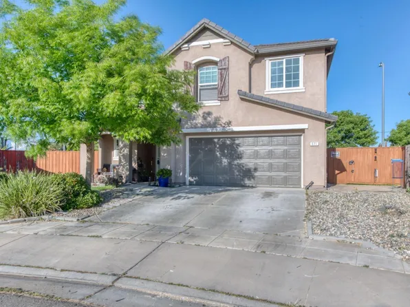 671 Kiwi St, Madera, CA 93638