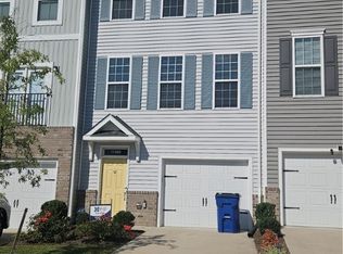 11304 Magill Terrace Dr, Chester, VA 23831