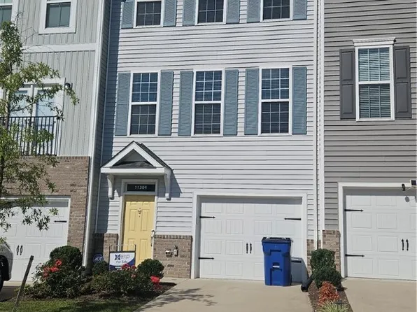 11304 Magill Terrace Dr, Chester, VA 23831