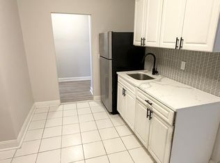 412 54th St #8A, West New York, NJ 07093