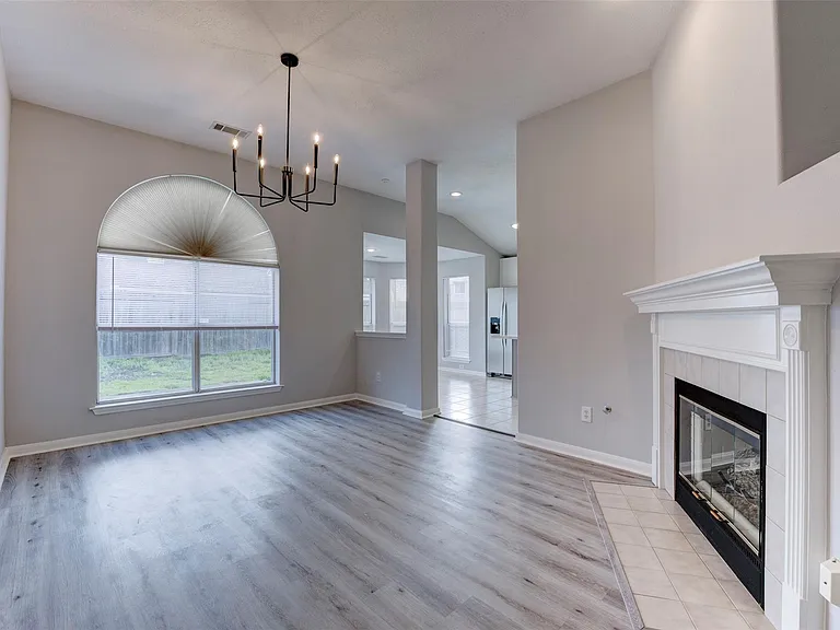 9026 Eaglecove Dr — Photo 20