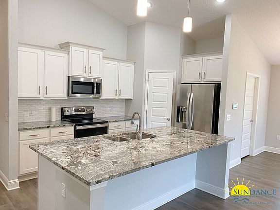 4th image of 5071 Evergreen Dr