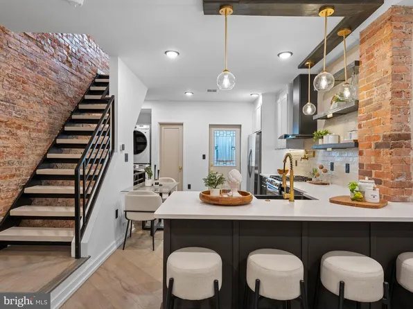 2339 S Bucknell St, Philadelphia, PA 19145