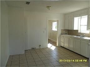 3rd image of 2749 Marigold Ave