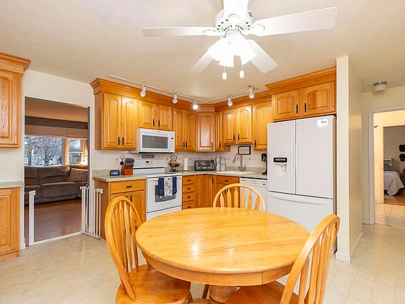 5th image of 68846 Claire St