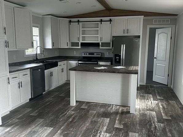 1000 Renaud Dr