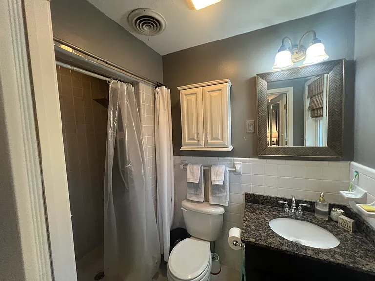 3014 S Lamar Blvd — Photo 8