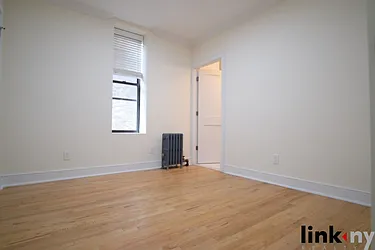 Rented by Link NY Realty