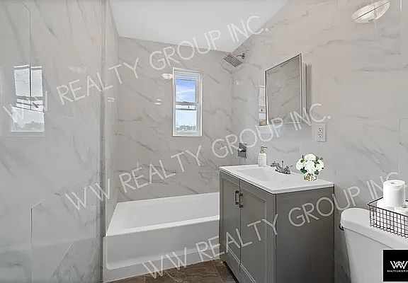 4th image of 3263 Giegerich Pl #1W