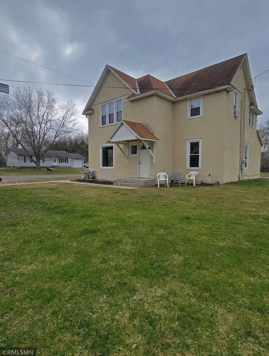 Building Photo - 624 Beech St