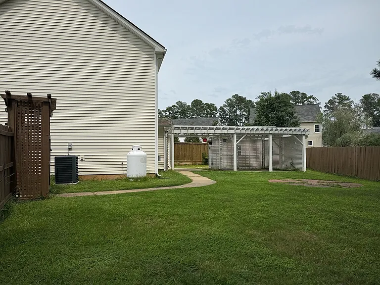 1205 Dexter Ridge Dr — Photo 15