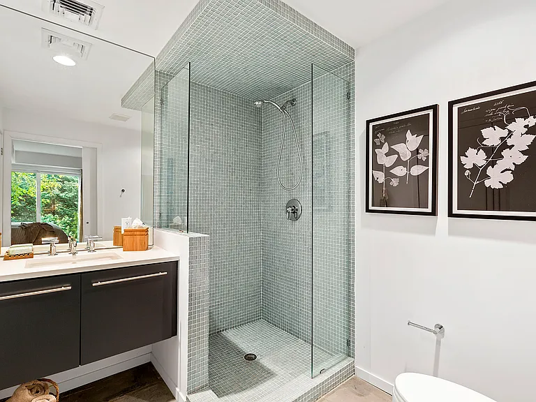 24 Peters Path — Photo 13
