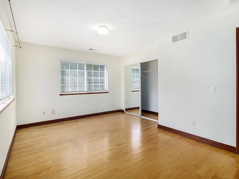 1315 Fraternity Village Dr #1 — Photo 15