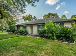 9726 Railton St, Houston, TX 77080