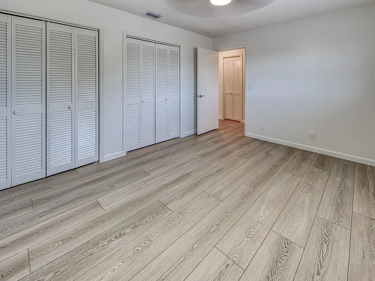 411 S M St #5 — Photo 7