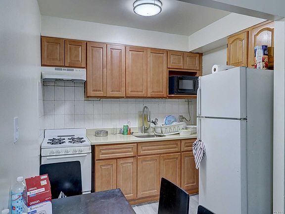 4th image of 57-10 Xenia St