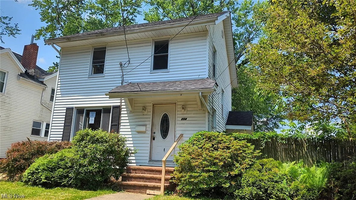 254 Malacca St photo 1
