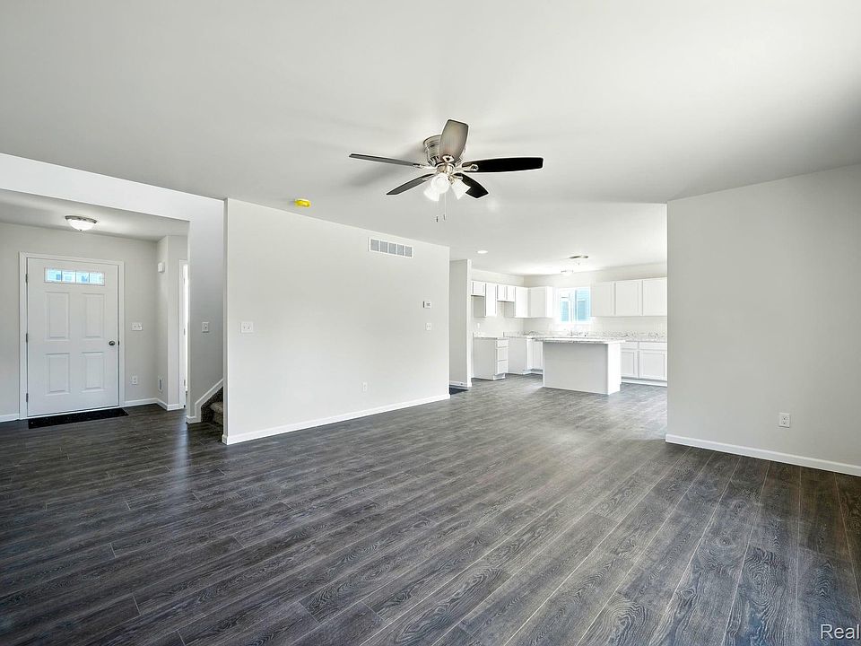 5751 Copper Tree Park, photo 7