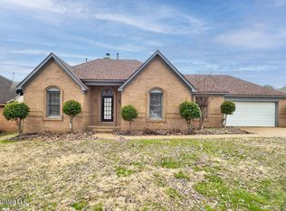 7273 Grove Park Rd, Olive Branch, MS 38654